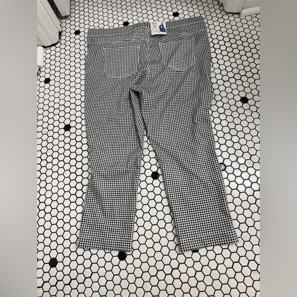NWT time and tru checkered capri high rise jeggings size 22 or 3x - Picture 3 of 4